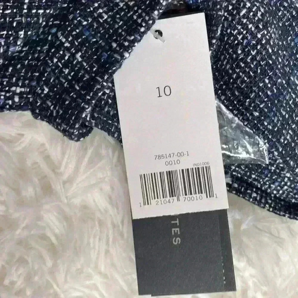 Banana republic Navy blue tweed peplum with embellishments. Size 10. NWT. - Picture 4 of 8